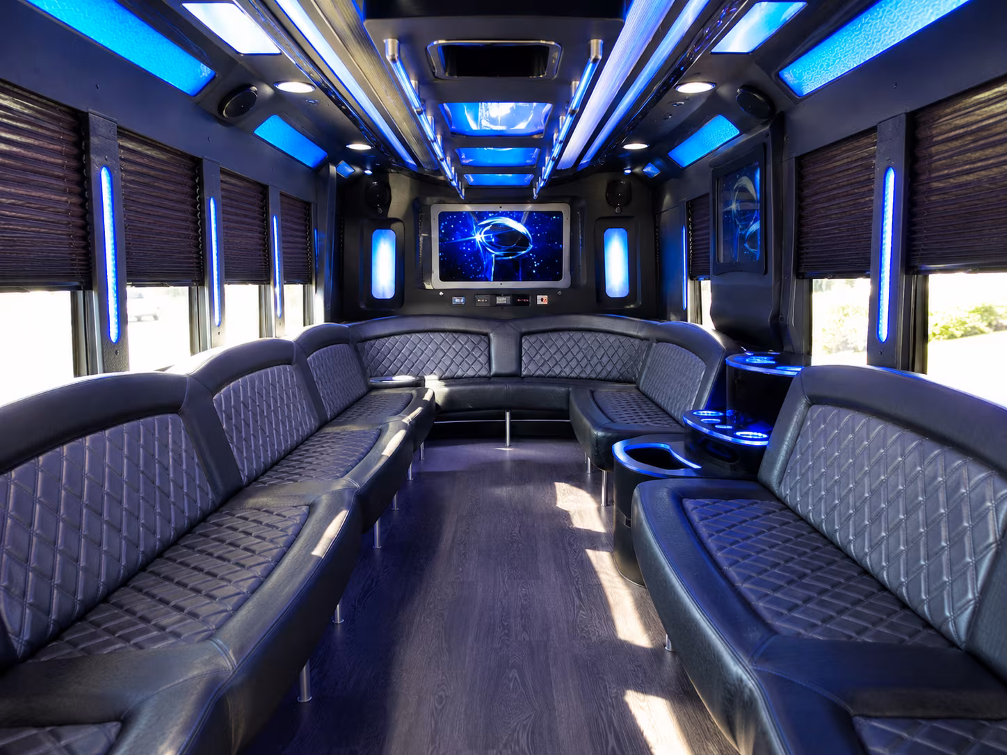Detroit Winery Tour & Pub Crawl Transportation group transportation
