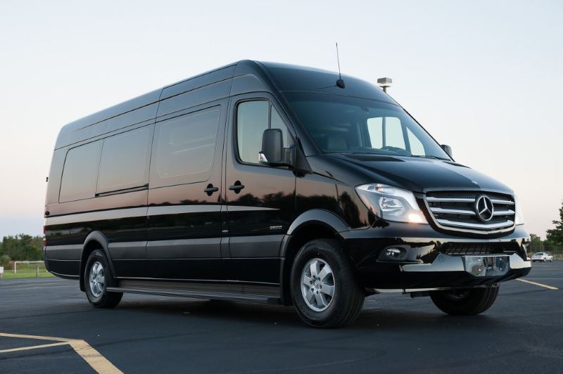 Detroit 14 Passenger Sprinter Bus